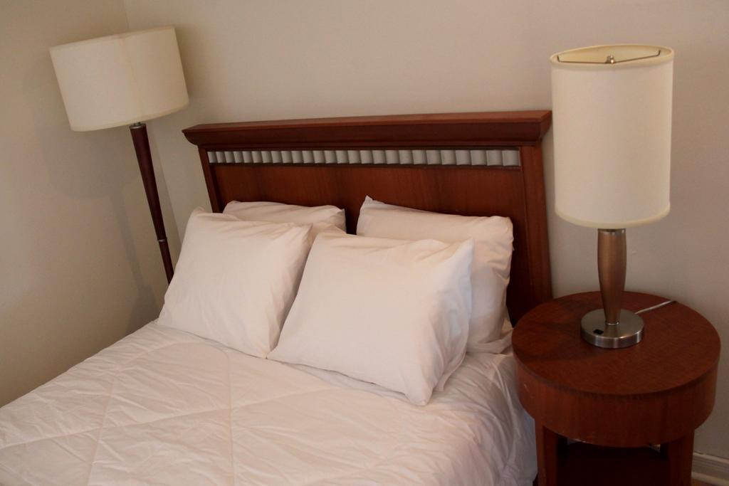 Toronto Central Hotel Quarto foto
